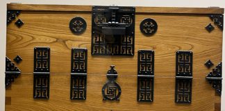 쓰러진 연미정 느티나무, 강화반닫이로 새롭게 탄생