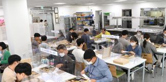 전등사, 코로나19 고생하는 공직자 찾아 사찰음식 나눔