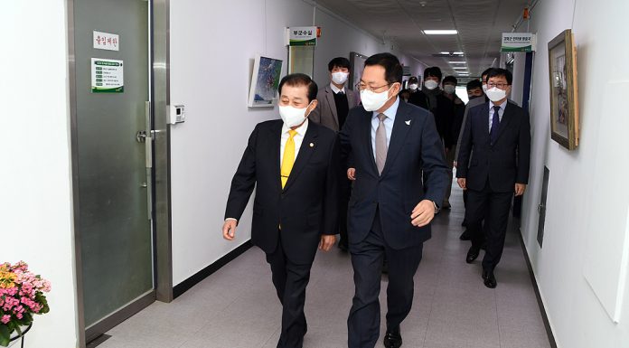 박남춘 인천시장 강화군 방문, 군 현안을 설명