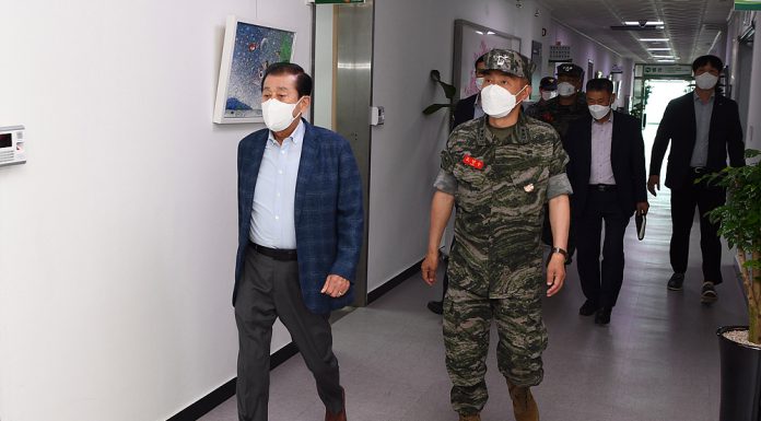 해병대 제2사단장 강화군찾아 상호협력 방안논의